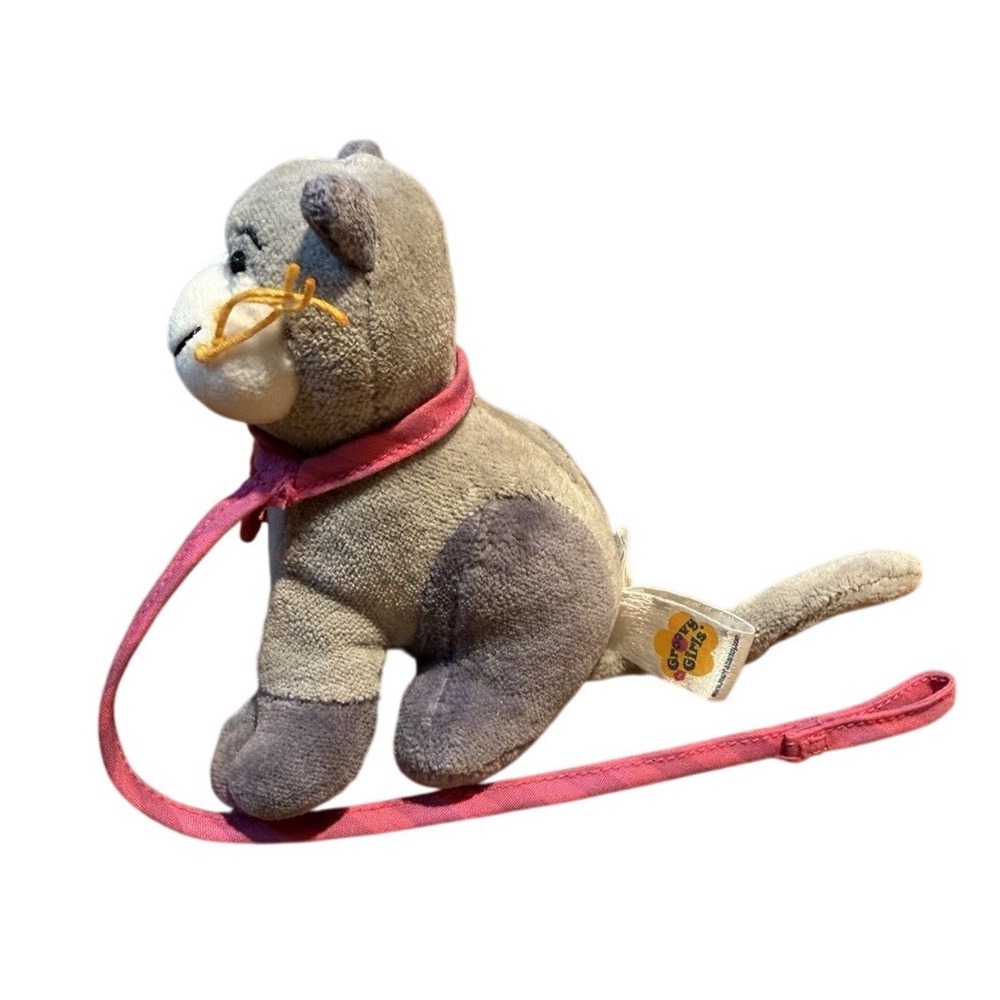 2000 Groovy Girls CAT Manhattan Toy Tiny 3.5 inches Gray with Pink Leash Flower - Picture 2 of 6